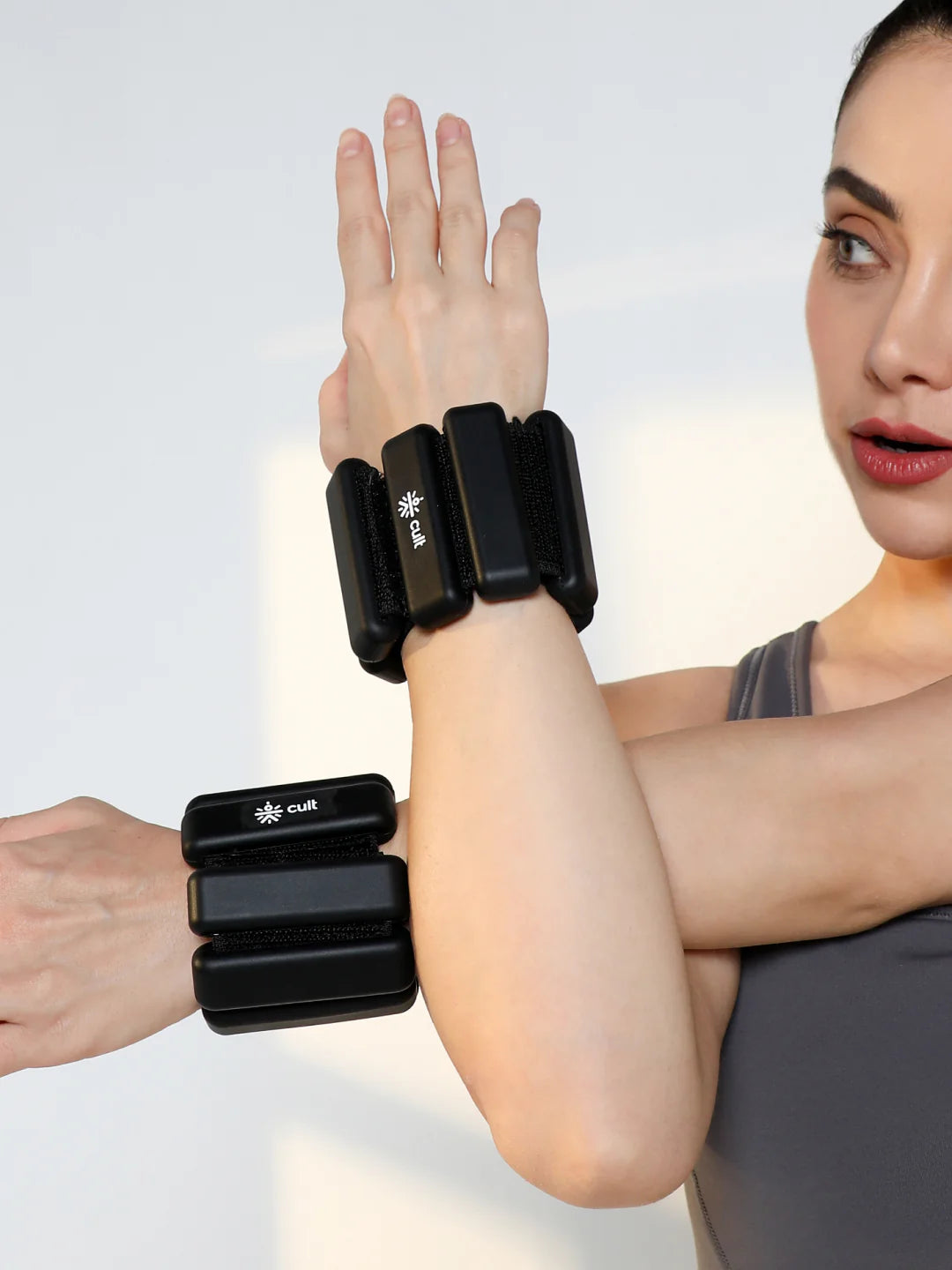 Adjustable Ankle and Wrist Weights (225 g x 2) pair with Removable 20